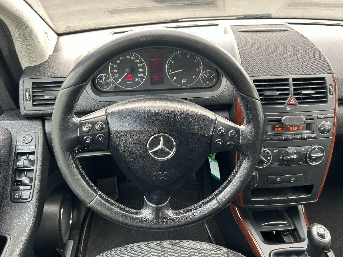 MERCEDES - Classe A - 150 BlueEFFICIENCY Avantgarde