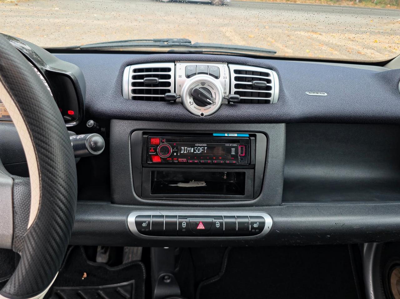 Smart ForTwo 1000 45 kW MHD coupé pure CV-61 E5B Automatico NEO
