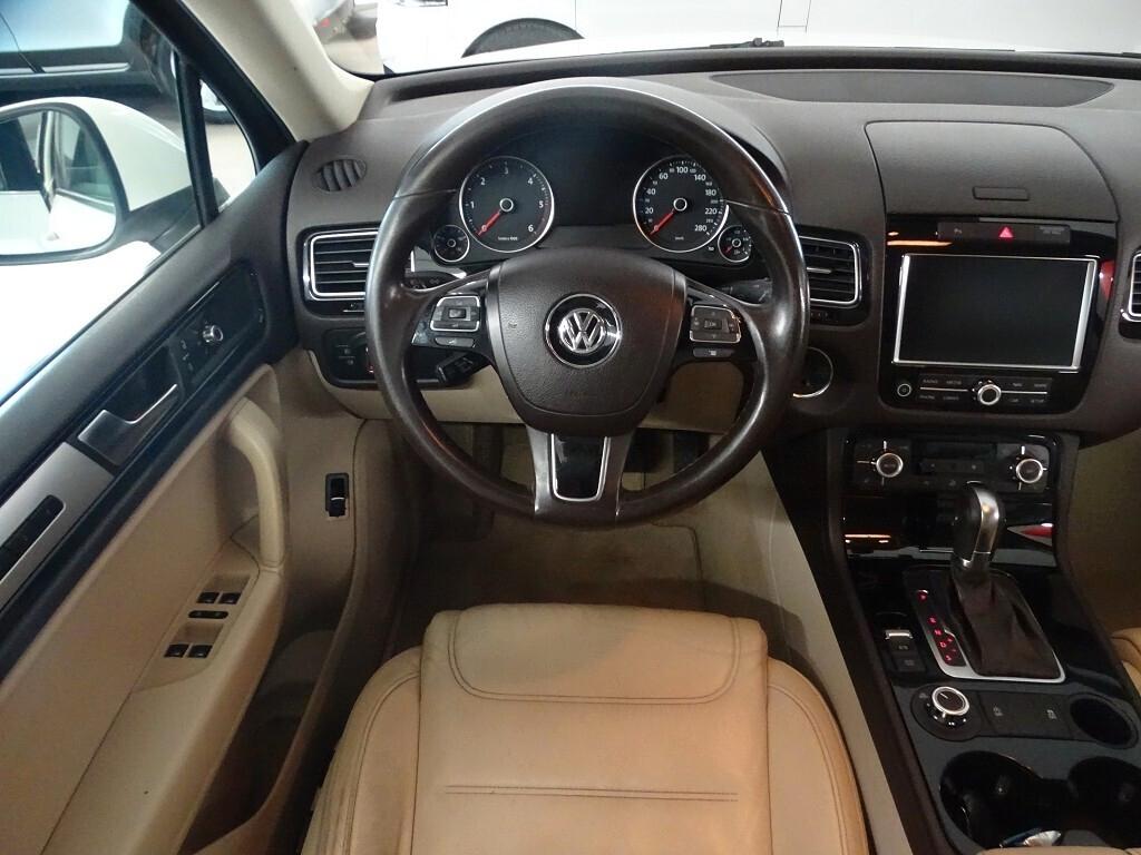 VW Touareg 3.0 TDI 4x4 gancio Alu 20