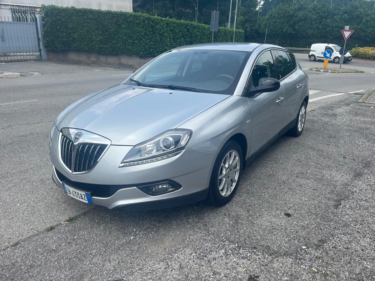Lancia Delta 1.4 T-Jet 120 CV Oro