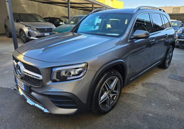 MERCEDES-BENZ GLB 220 d Automatic Premium