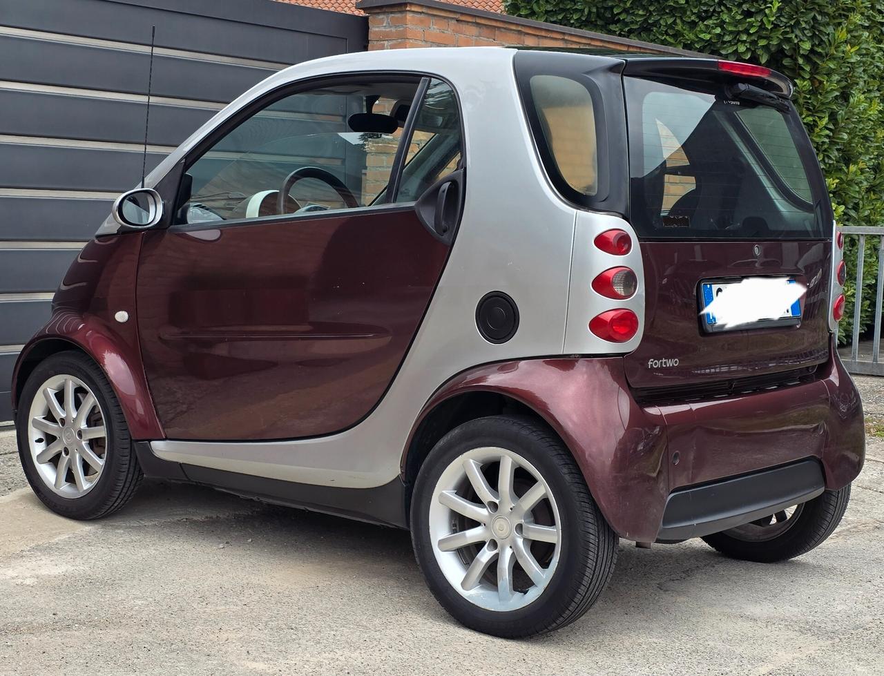 Smart ForTwo 700 coupé pure (45 kW)