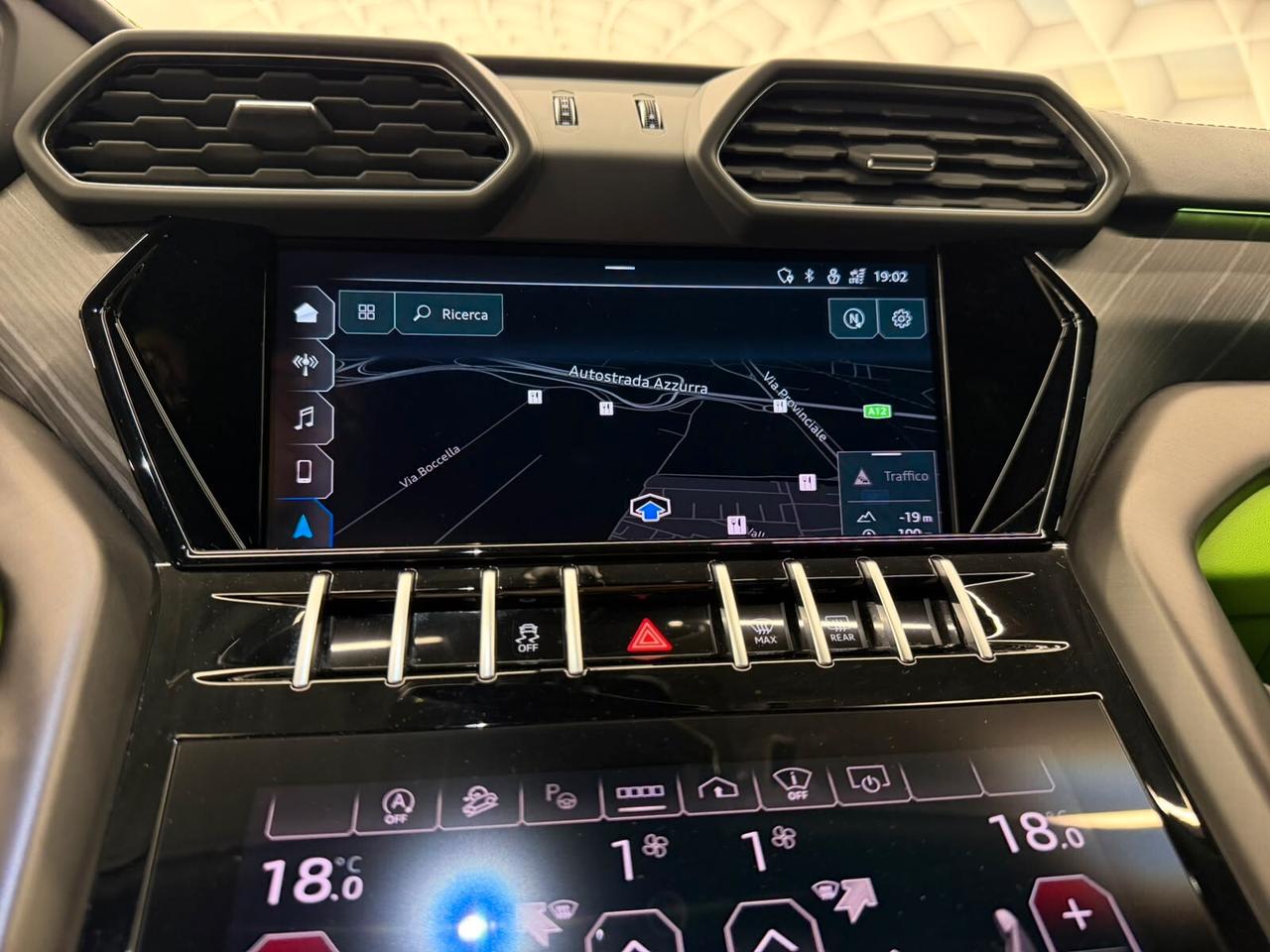 Lamborghini Urus 4.0 IPER FULL-POSSIBILE EFFETTUARE RENT TO BUY-KM CERTIFICATI-12 MESI GARANZIA-PERMUTE