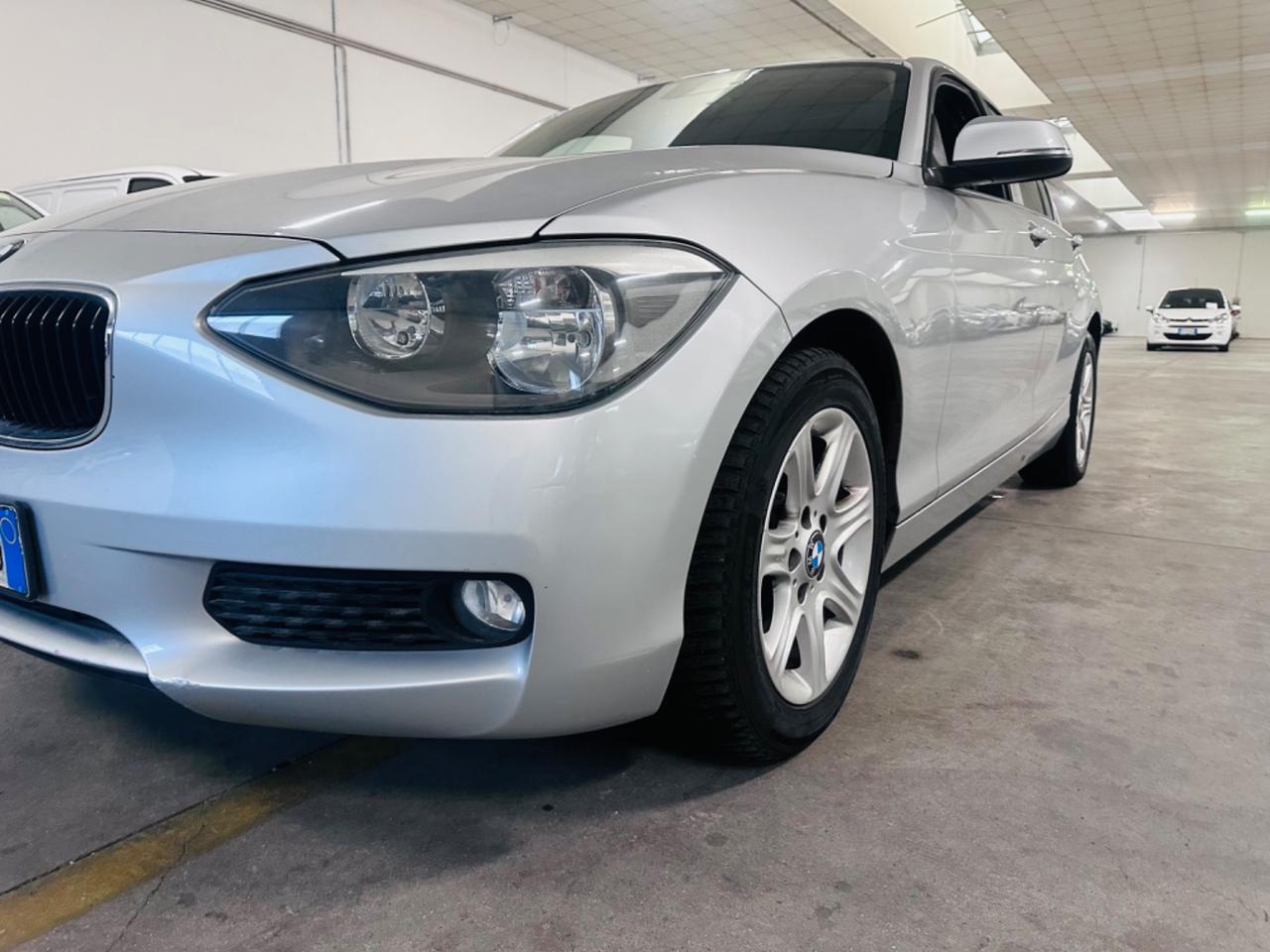 Bmw 118 120d 5p. Sport