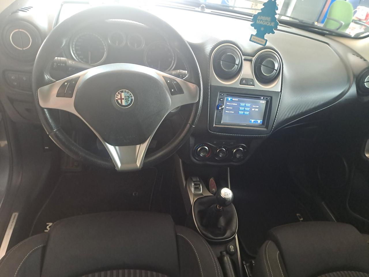 Alfa Romeo MiTo 1.4 T 120 CV Distinctive Premium Pack