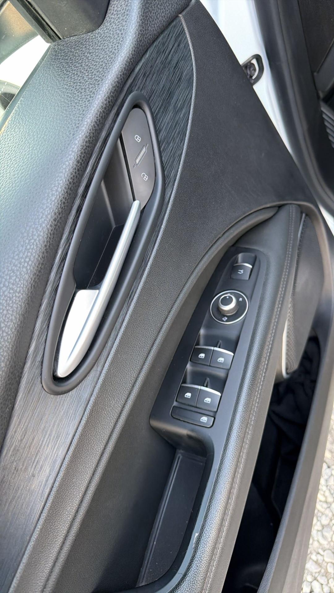 Alfa Romeo Stelvio 2.2 Turbodiesel 190 CV AT8 RWD Super