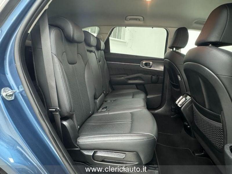 KIA Sorento 1.6 T-GDi HEV AT6 4WD Style