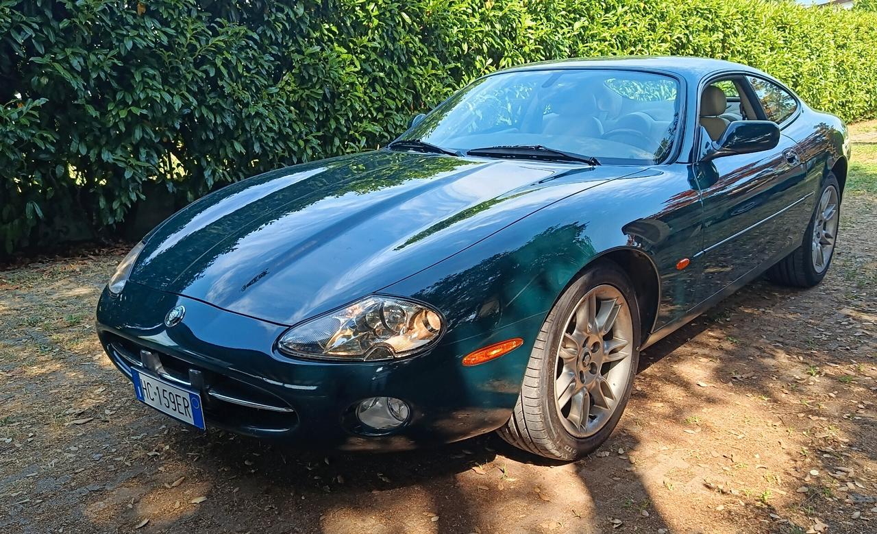 Jaguar XK XK8 4.0 Coupé