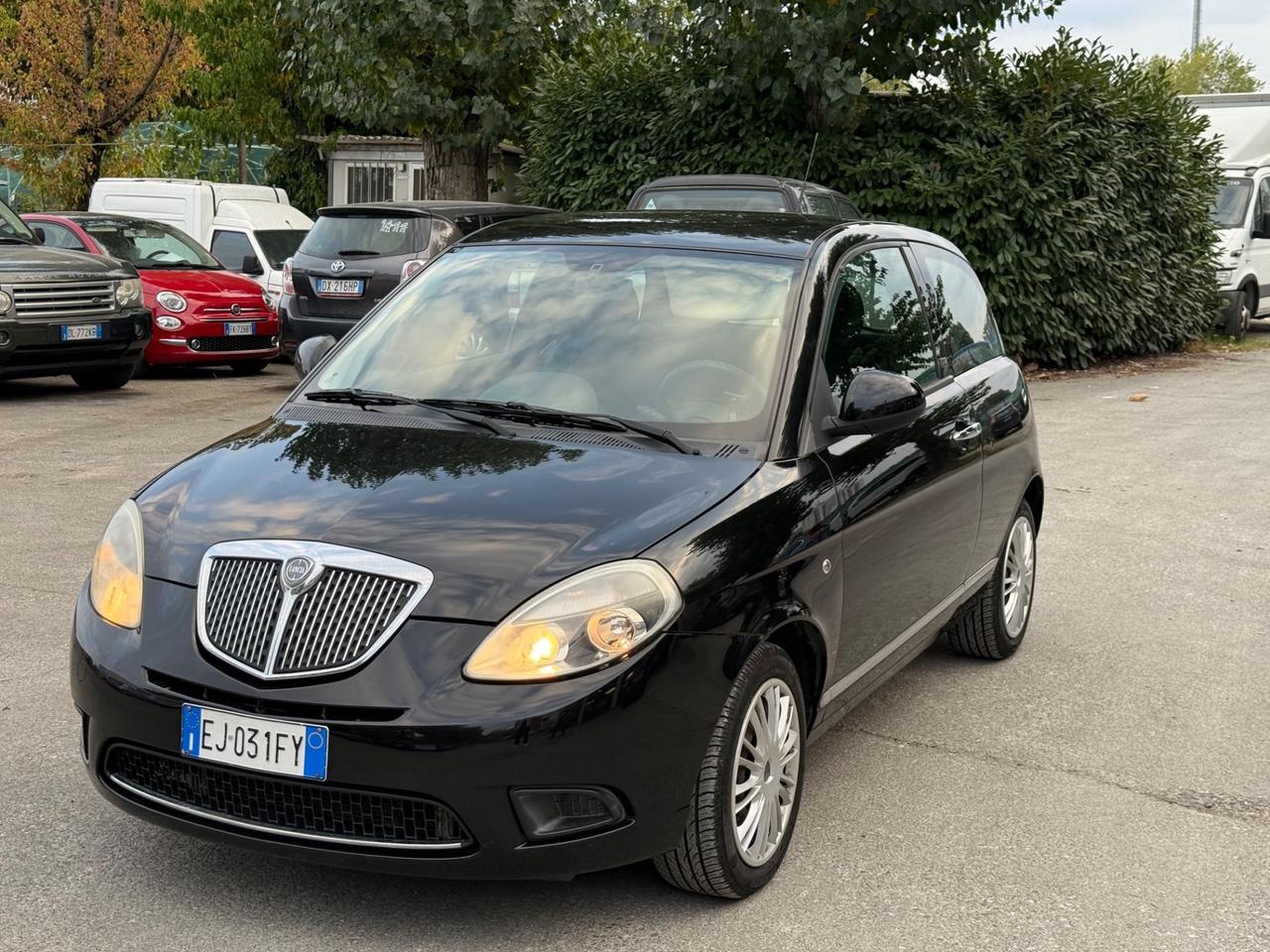 Lancia Ypsilon 1.4 Platinum Ecochic GPL