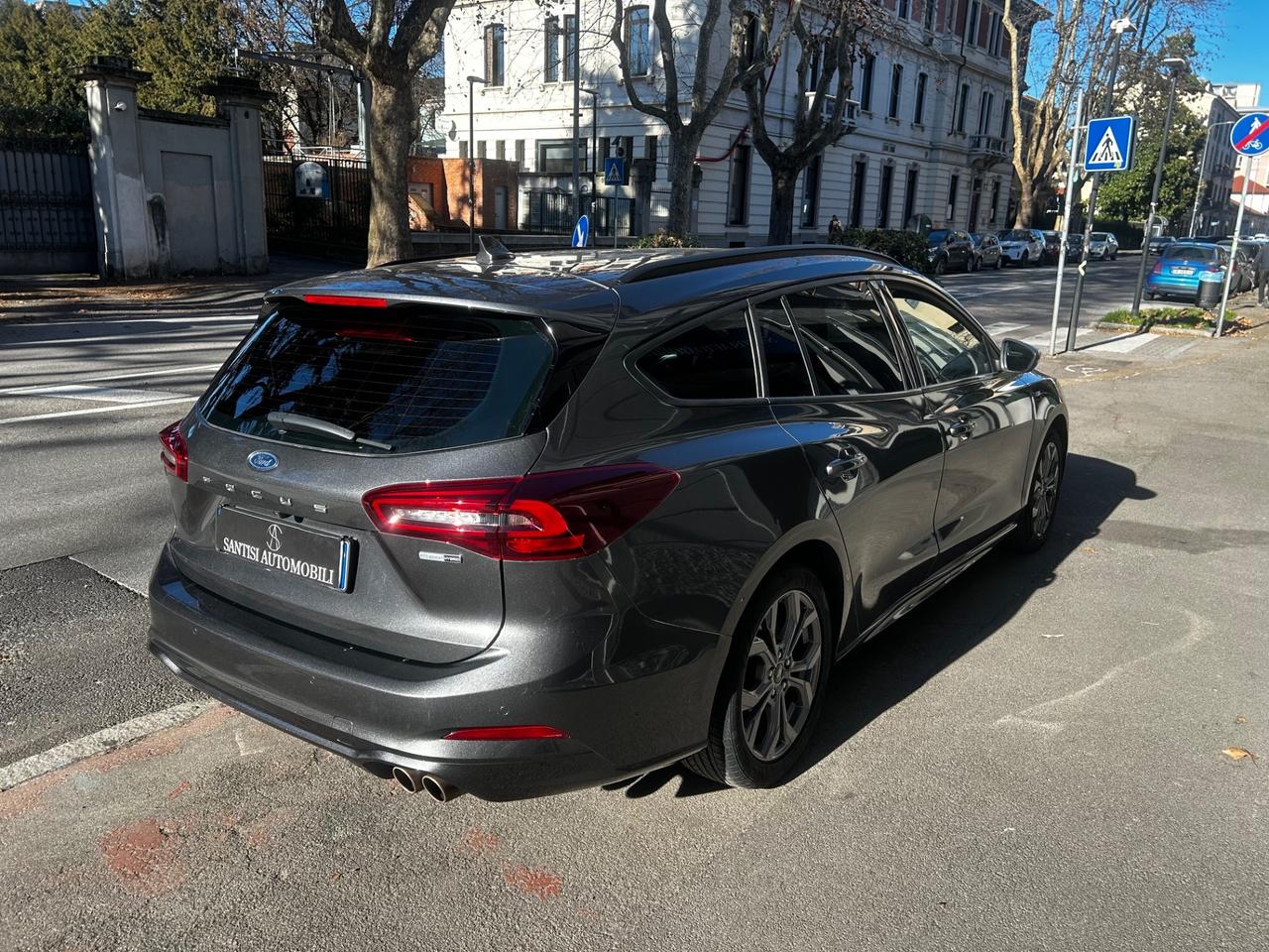 Ford Focus 1.0 EcoBoost HYBRID 125cv ST-Line Design *AUTOMATICA*!!!