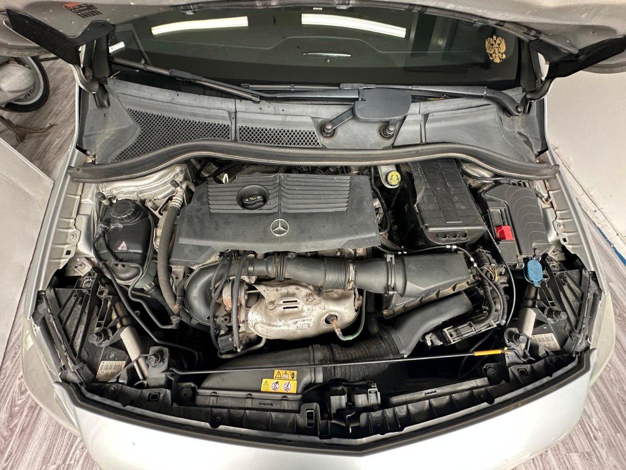 Mercedes-Benz B 180 B 180 be Premium