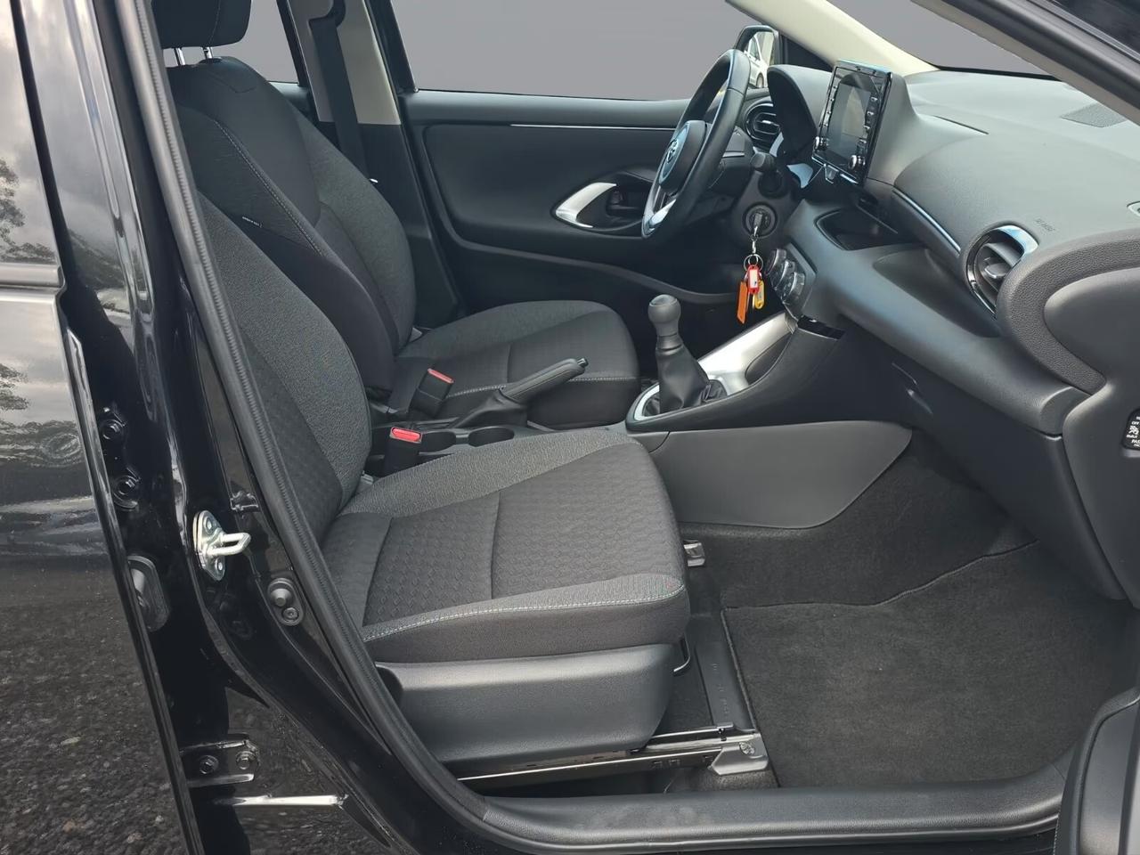 Toyota Yaris 1.0 5 porte