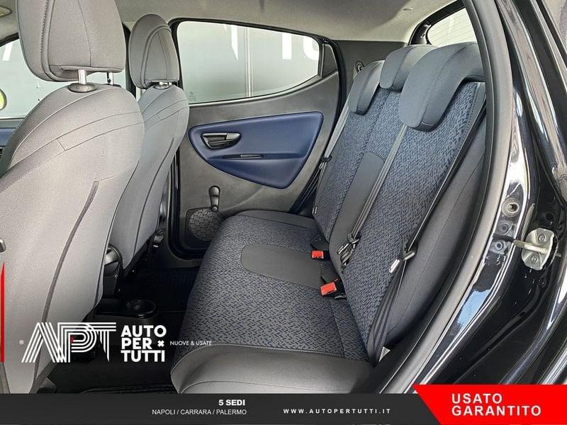Lancia Ypsilon Ypsilon 1.0 firefly hybrid Silver Plus s&s 70cv