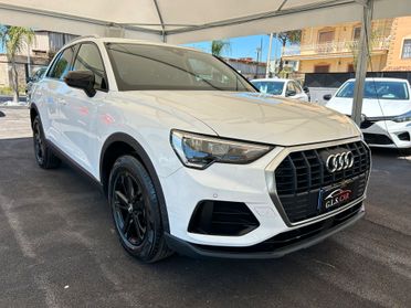 Audi Q3 35 TDI S tronic Business 2.0 D 150 cv