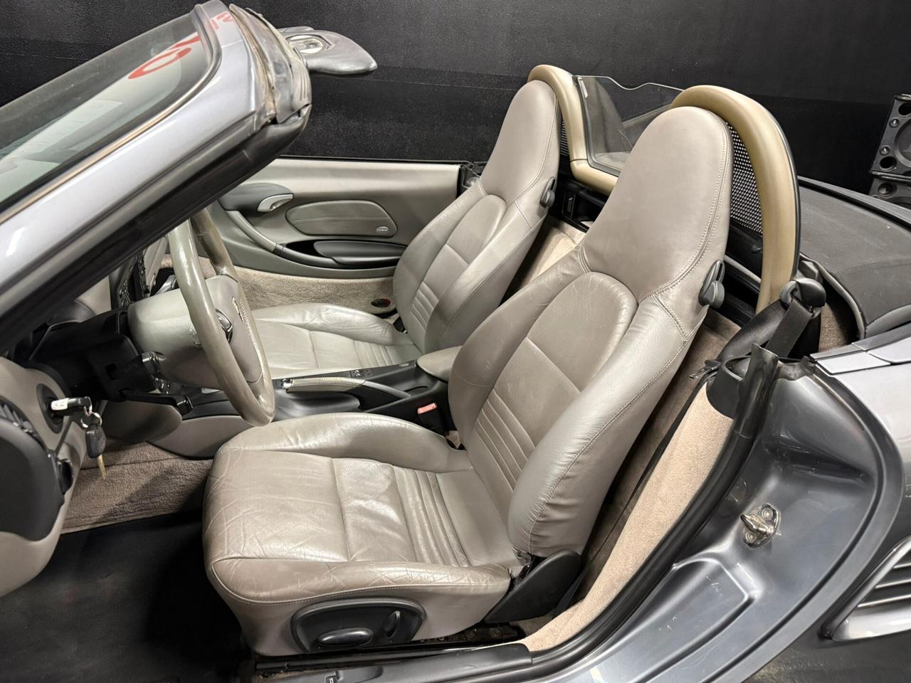 Porsche Boxster 2.7i 986 asi