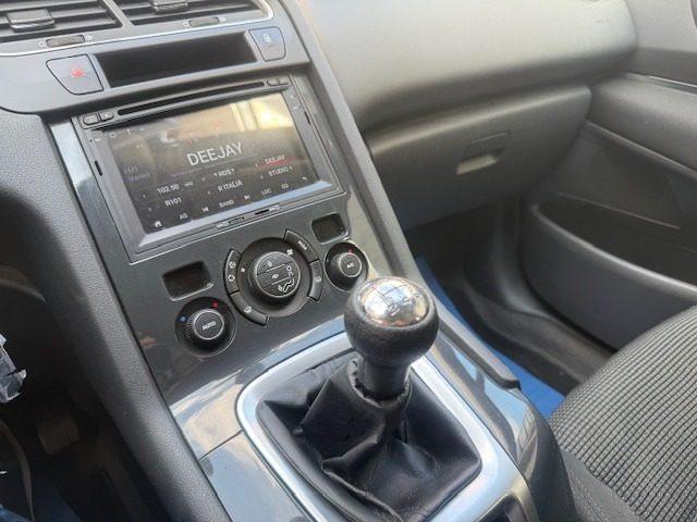 PEUGEOT 5008 1.6 VTi 120CV Tecno 7 POSTI