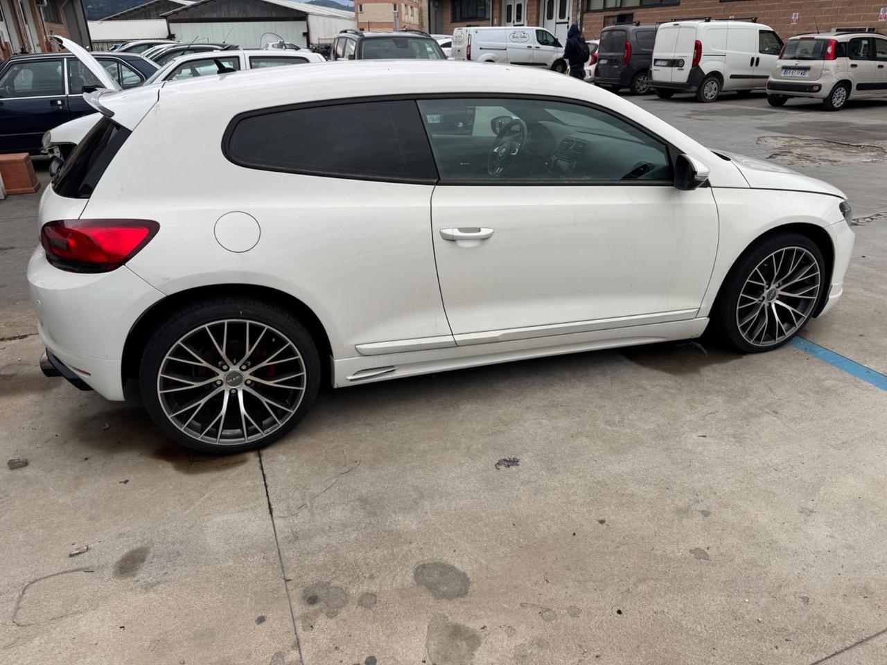 Volkswagen Scirocco 1.4 TSI 160CV DSG FRIZIONE DEL CAMBIO DA SOSTITUIRE