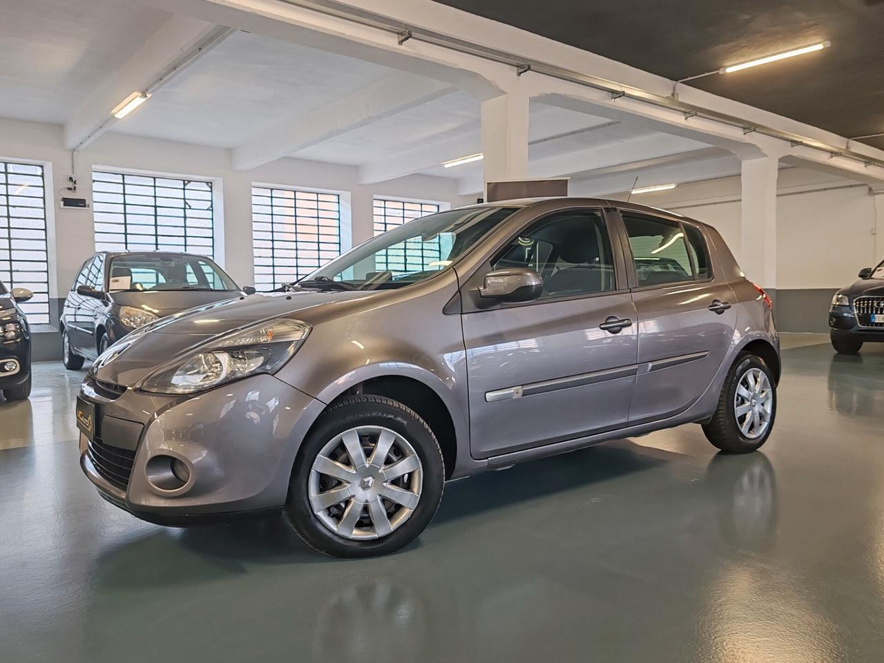Renault Clio 1.2 16V 5 porte Confort