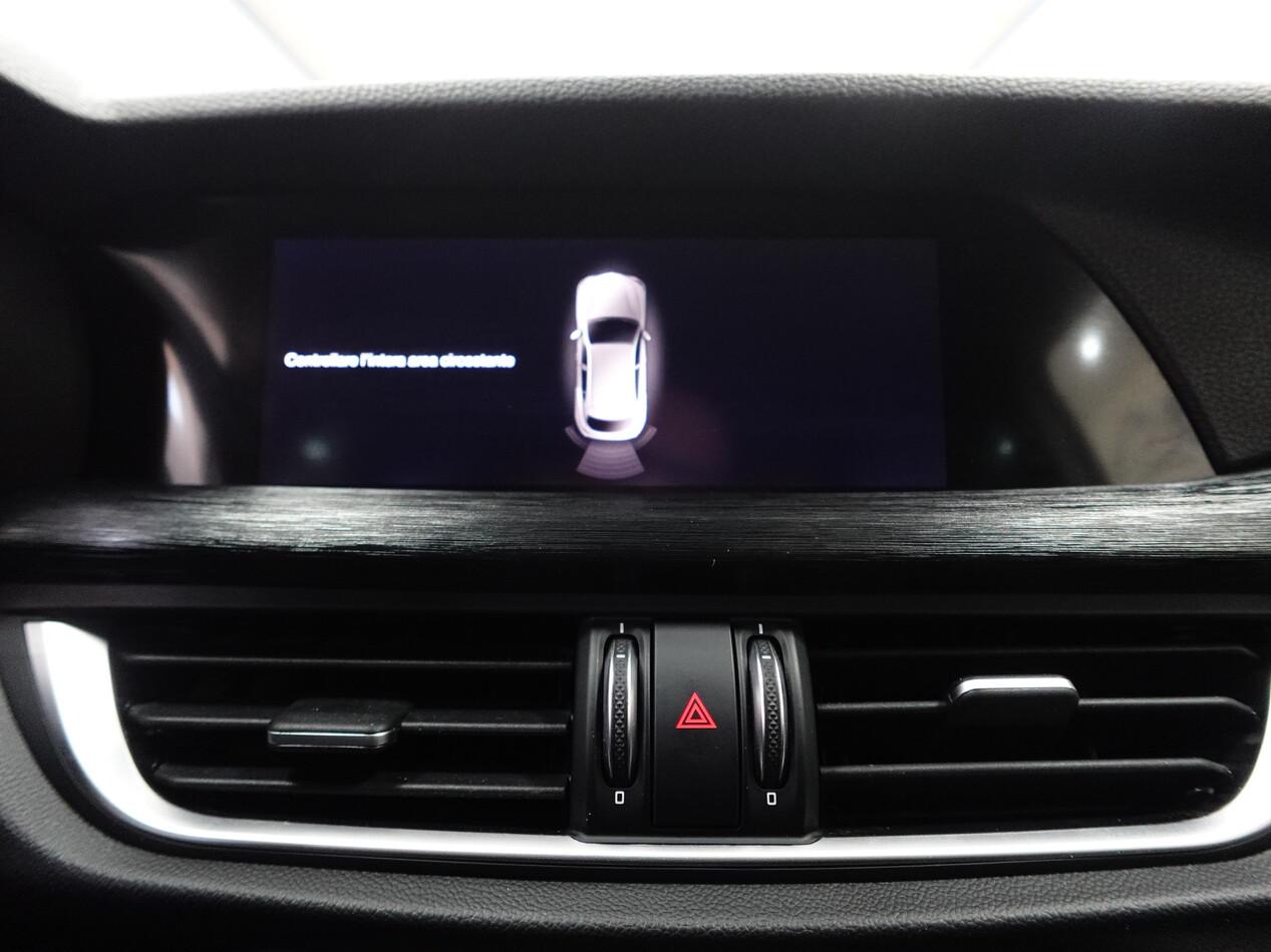 Alfa Romeo Stelvio 2.2 MJT 160 CV AT8 RW SPORT TECH
