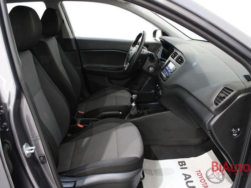 Hyundai i20 i20 5p 1.2 mpi Connectline 75cv