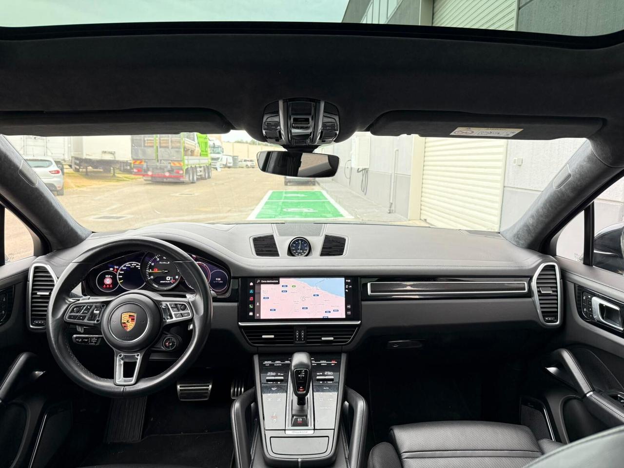 Porsche Cayenne Coupé 4.0 V8 Turbo S E-Hybrid 680 cv,