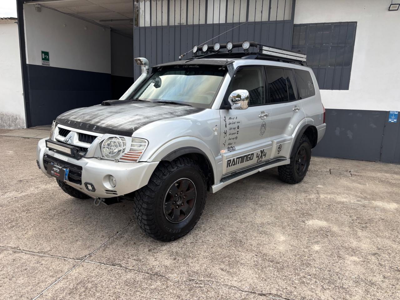 Mitsubishi Pajero 3.2 D. 7 posti. 4x4. Garanzia 12mesi
