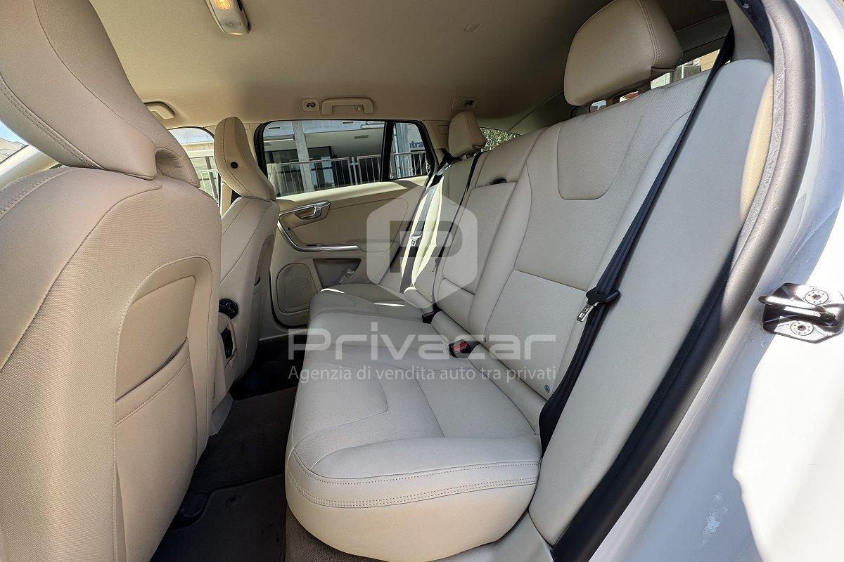 VOLVO V60 D3 Geartronic Momentum