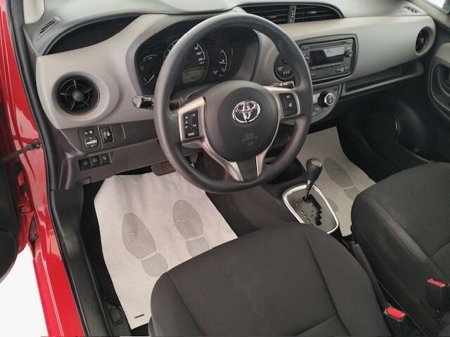 Toyota Yaris 5p 1.5h Active *AUTOMATICA*NEOPATENTATI*