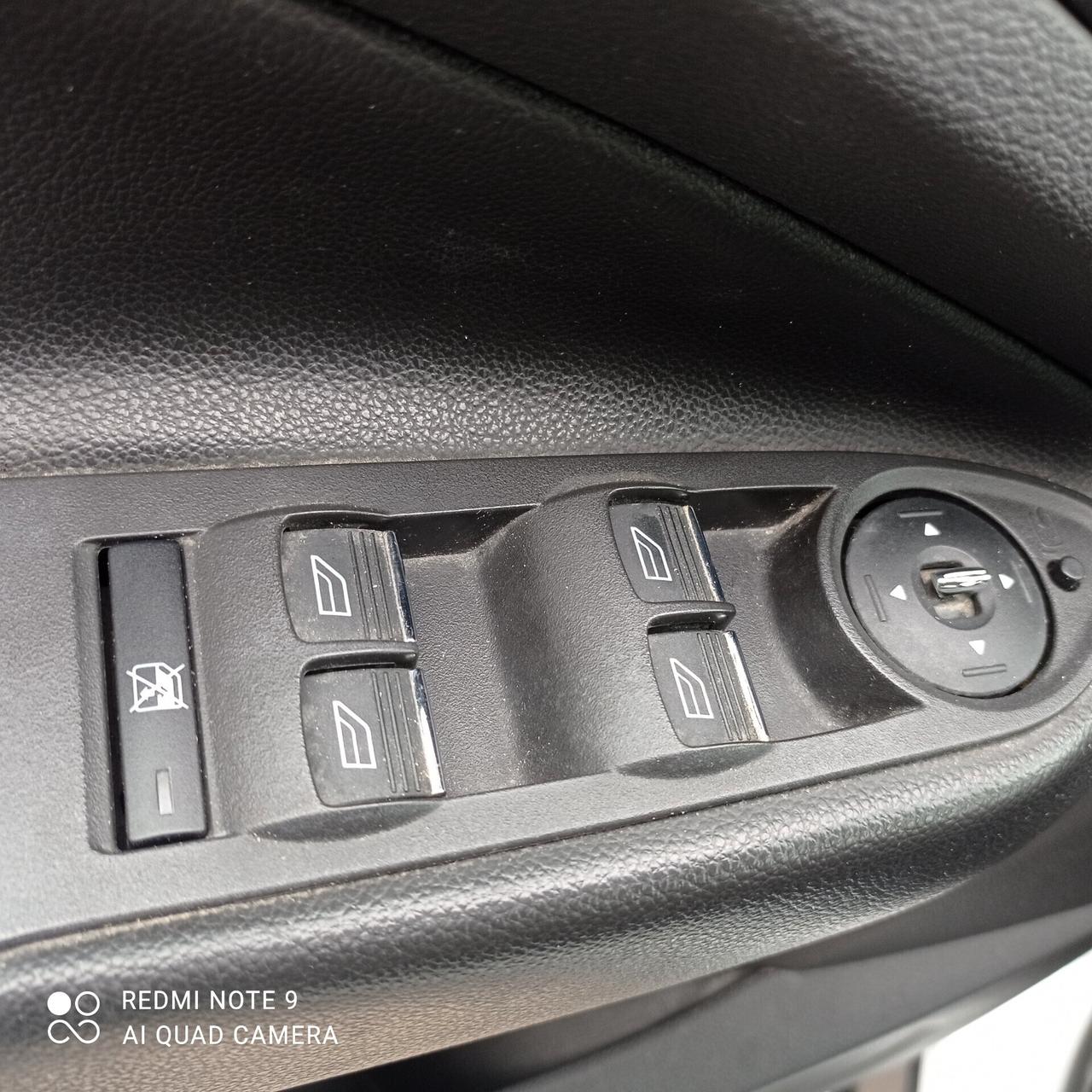 Ford Kuga 2.0 TDCI 140 CV 4WD Titanium