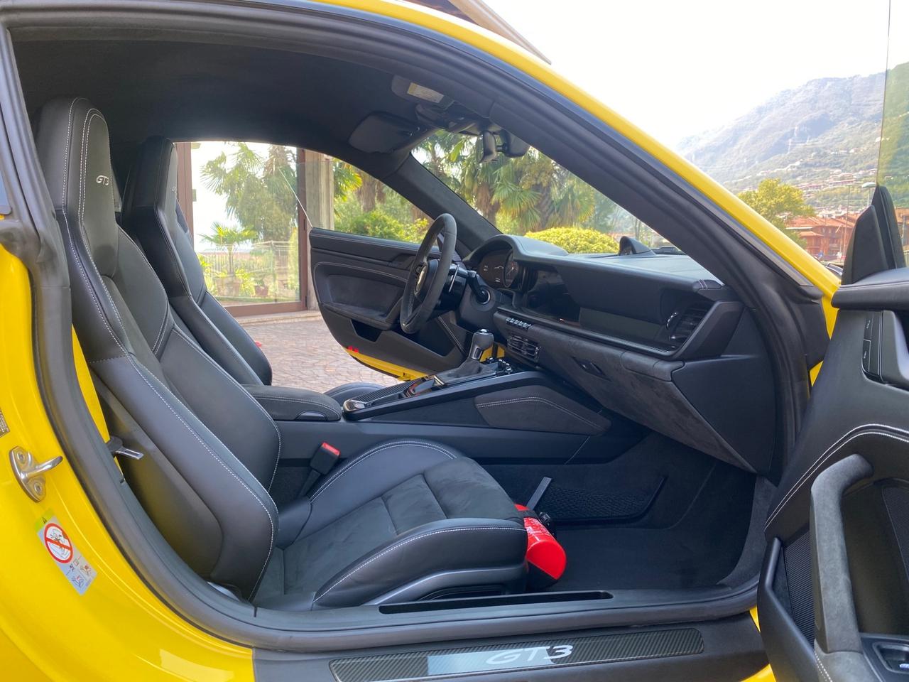 Porsche 911 GT3 IVA ESPOSTA