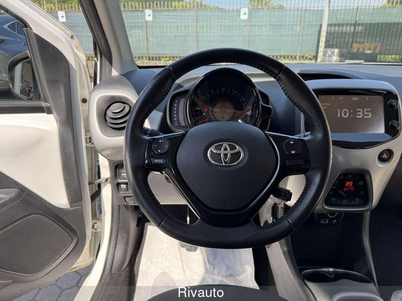 Toyota Aygo Aygo 1.0 VVT-i 69 CV 5 porte x-play