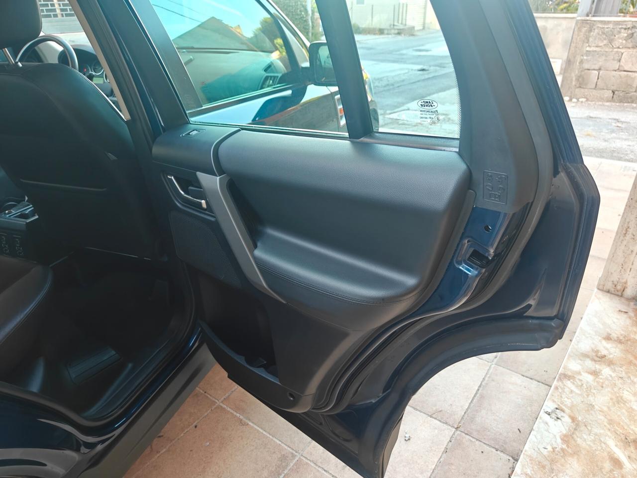 Land Rover Freelander 2 2.2 TD4 Anteriore