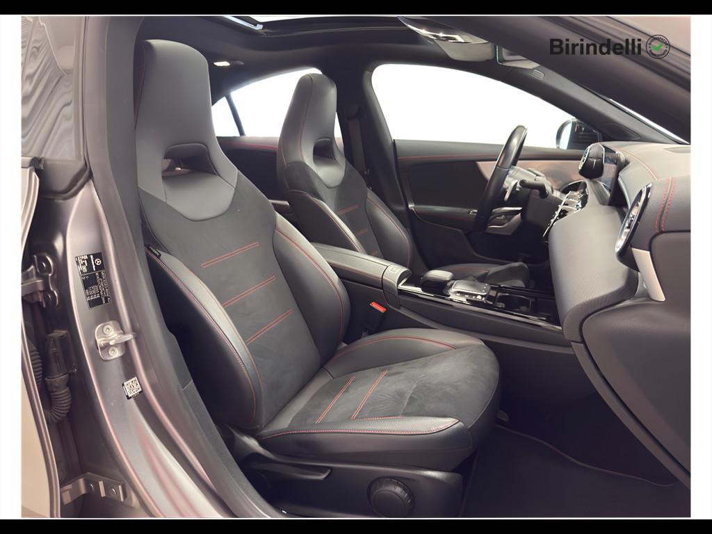 Mercedes-Benz CLA Coupé (C118) - CLA 200 d Automatic Premium