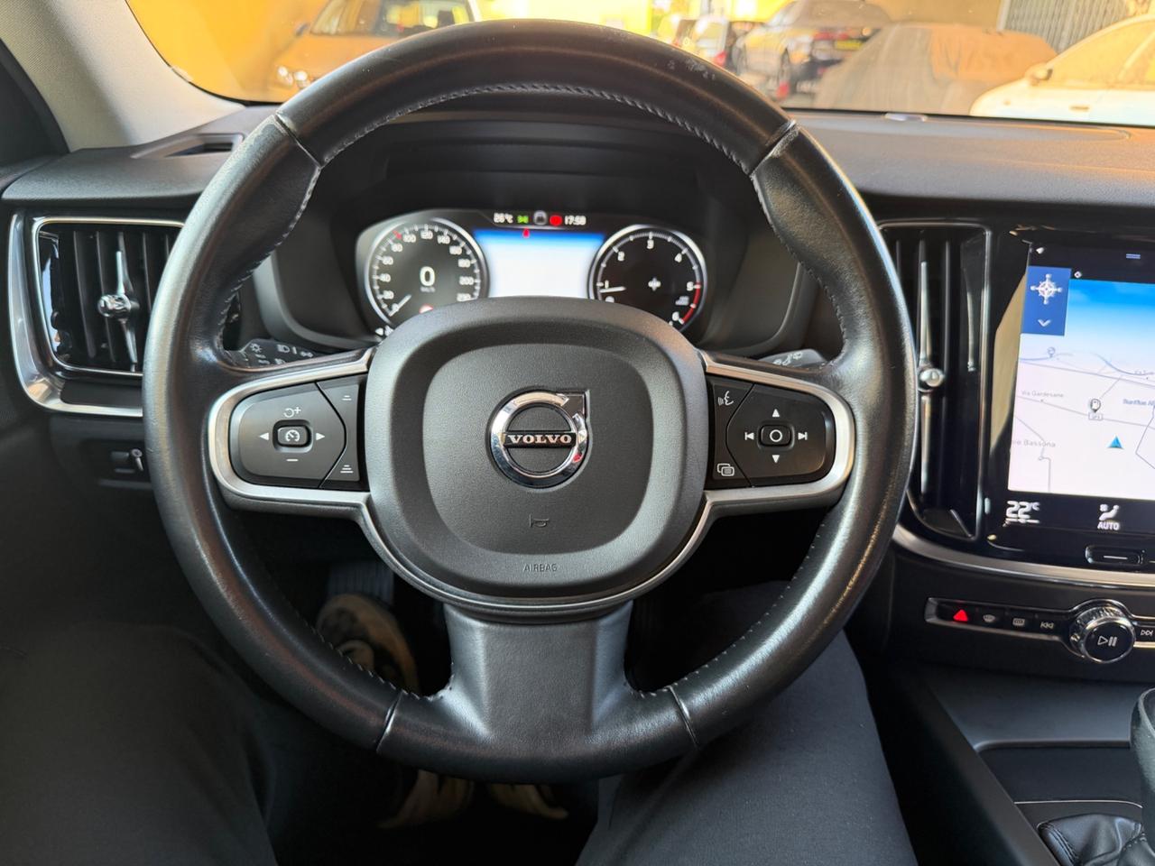 Volvo V60 D3 Business Navigatore 150cv - 2019