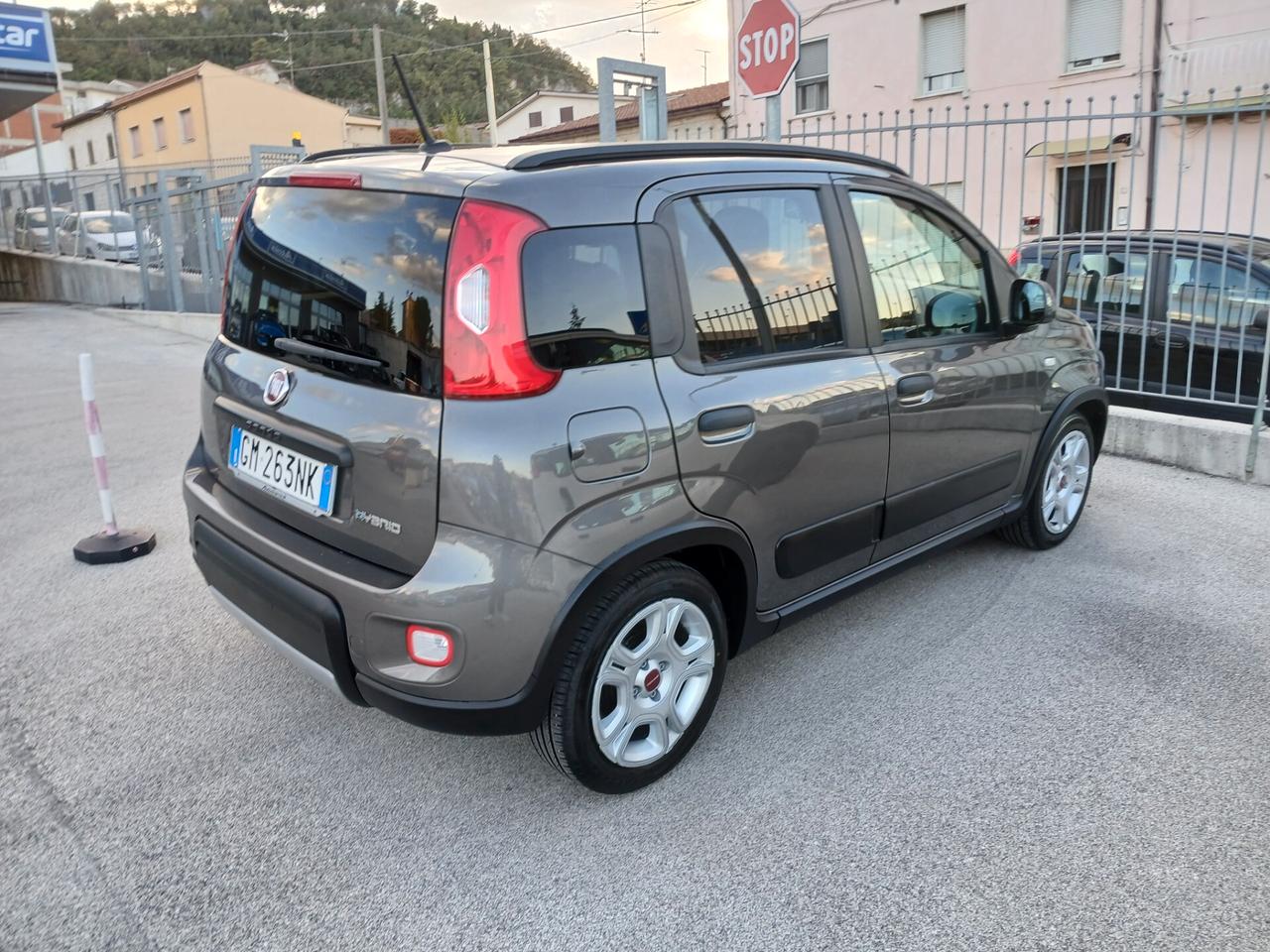 FIAT PANDA 1.0 HYBRID CITY LIFE 2023