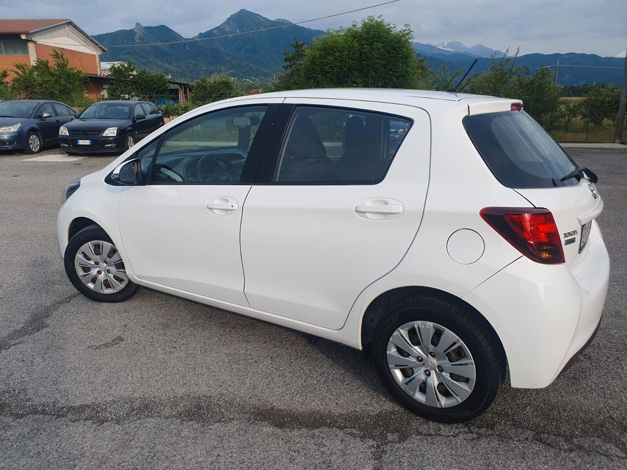 Toyota Yaris 1.0 5 porte Active