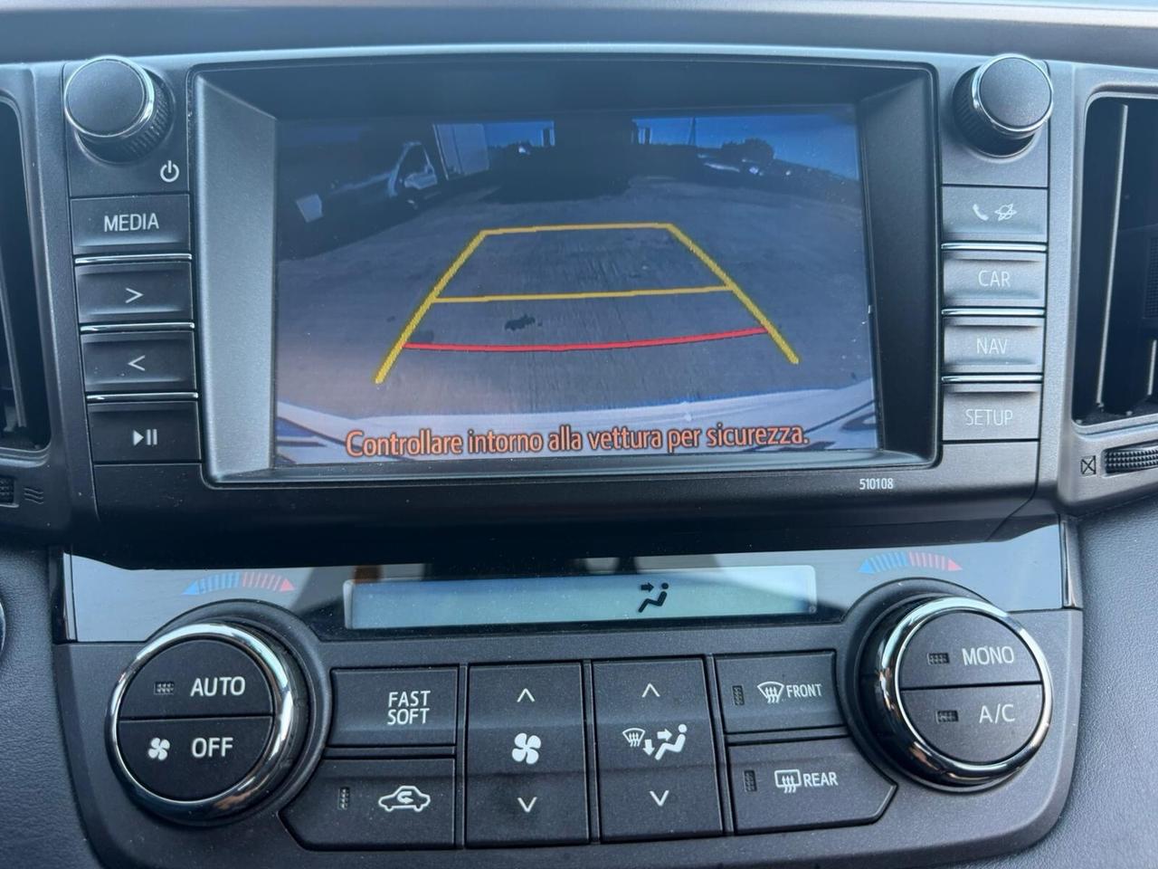Toyota RAV 4 2.5 Hybrid 2WD Lounge