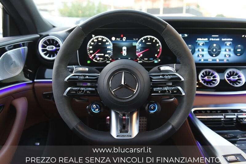 Mercedes-Benz AMG GT 43 4MATIC+ Mild hybrid