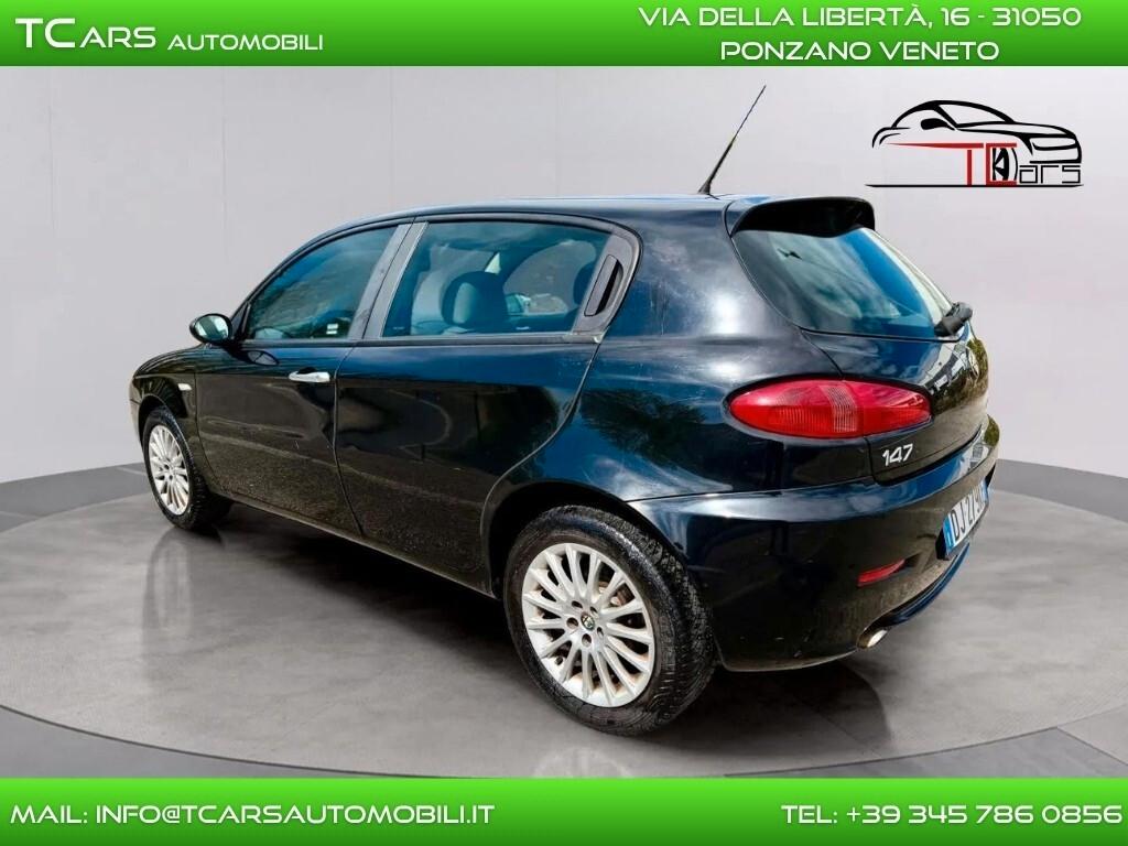 ALFA ROMEO 147 1.6 BENZINA NEOPATENTATI