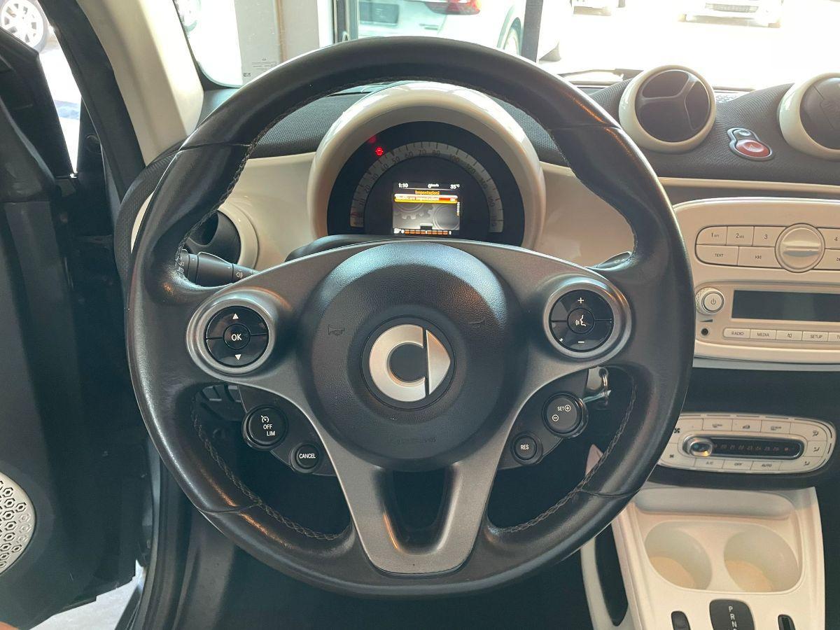 SMART - Fortwo - 70 1.0 twinamic Passion