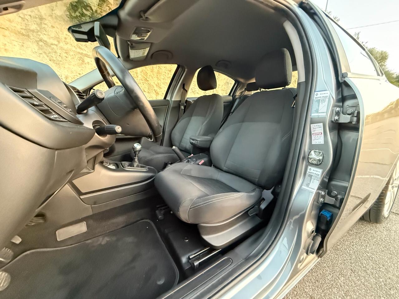 Alfa Romeo Giulietta/1.6 120CV/LED/17"/NEOPATENTATI