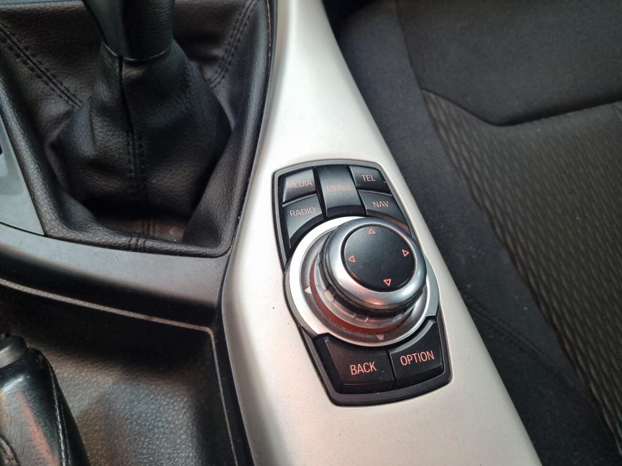 Bmw 116 116d 5p. Urban