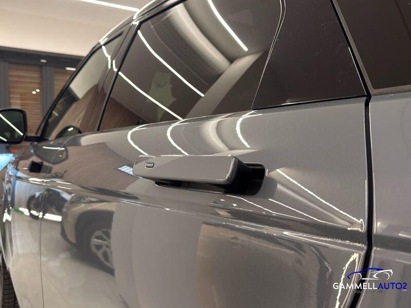 Land Rover Range Rover Evoque 2.0 D180 First Edition AWD auto