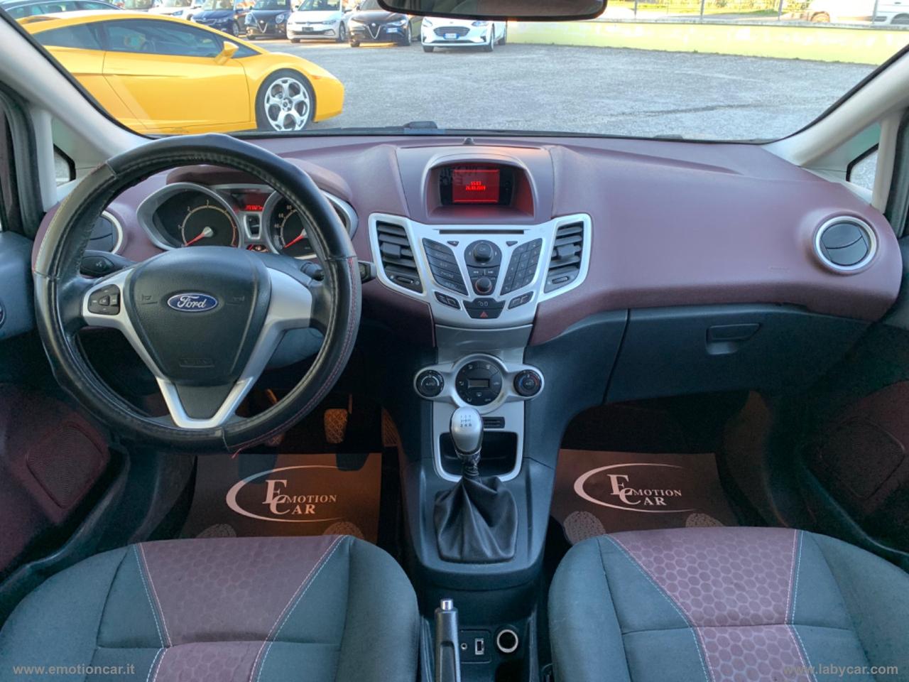 FORD Fiesta 1.4 TDCi 68 CV 5p. Titanium - 2009