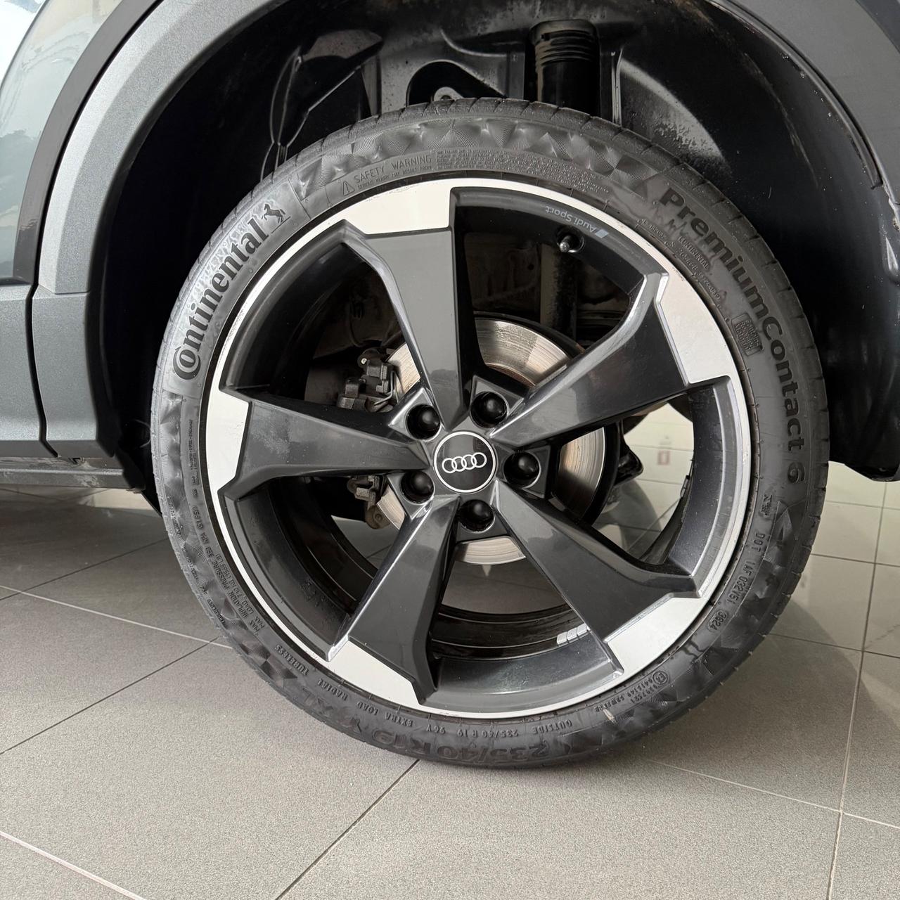 Audi Q2 35 TDI quattro S tronic Admired