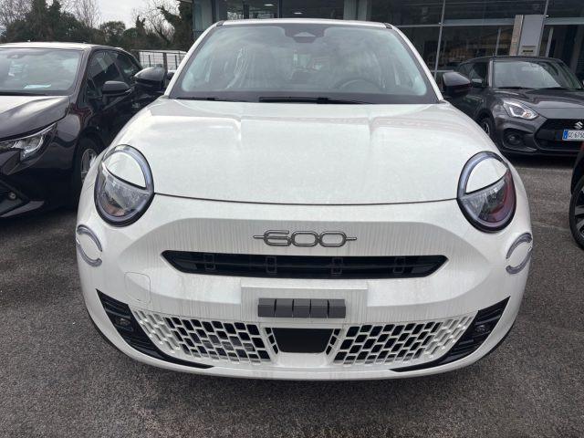 FIAT 600 Hybrid 145 CV DCT MHEV Icon