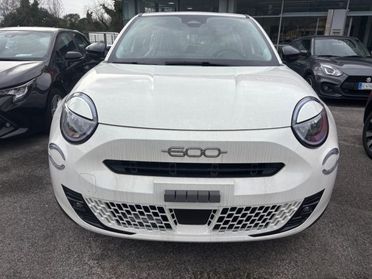 FIAT 600 Hybrid 145 CV DCT MHEV Icon