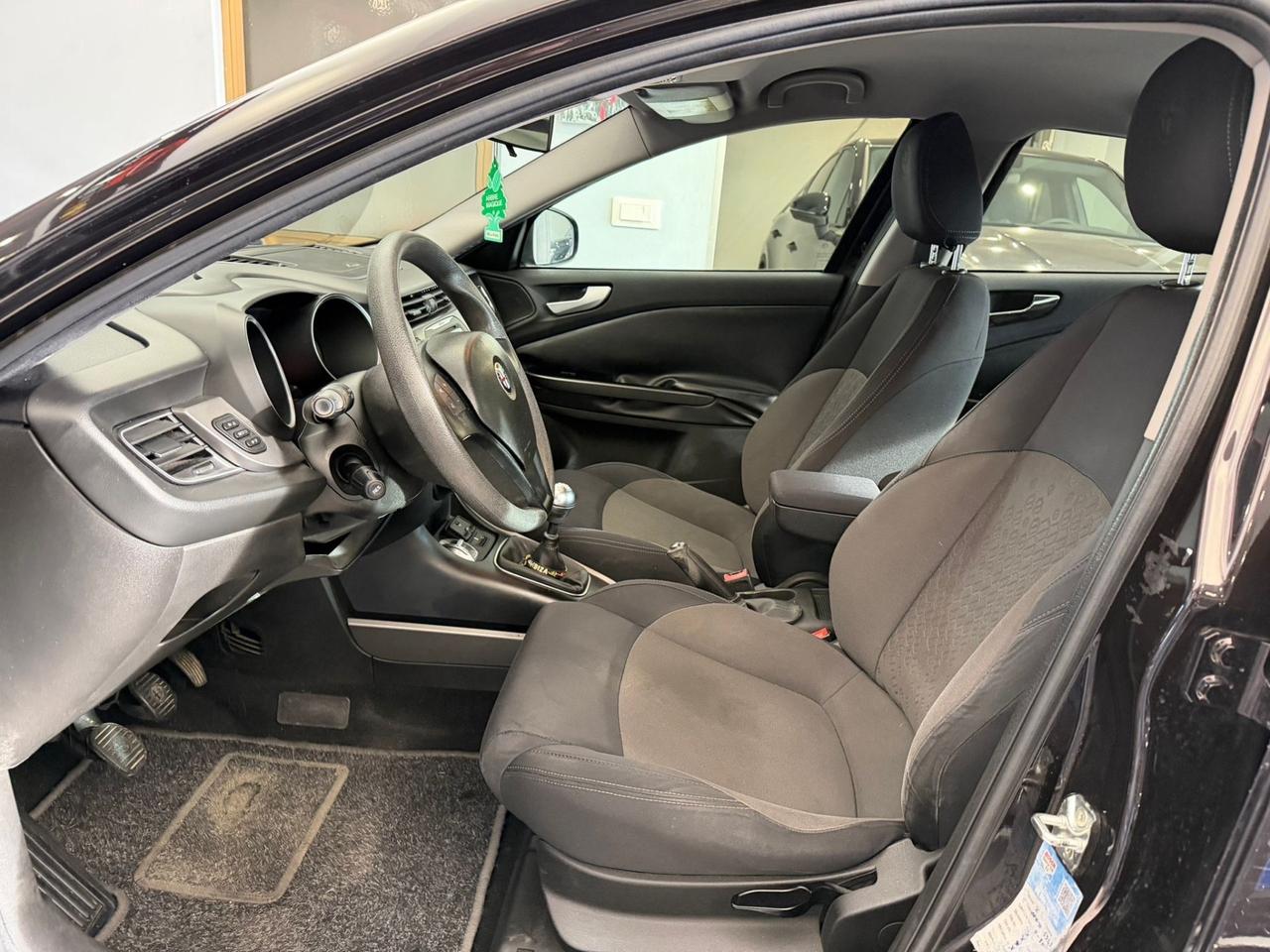 Alfa Romeo Giulietta 1.6 JTDm-2 105 CV Exclusive