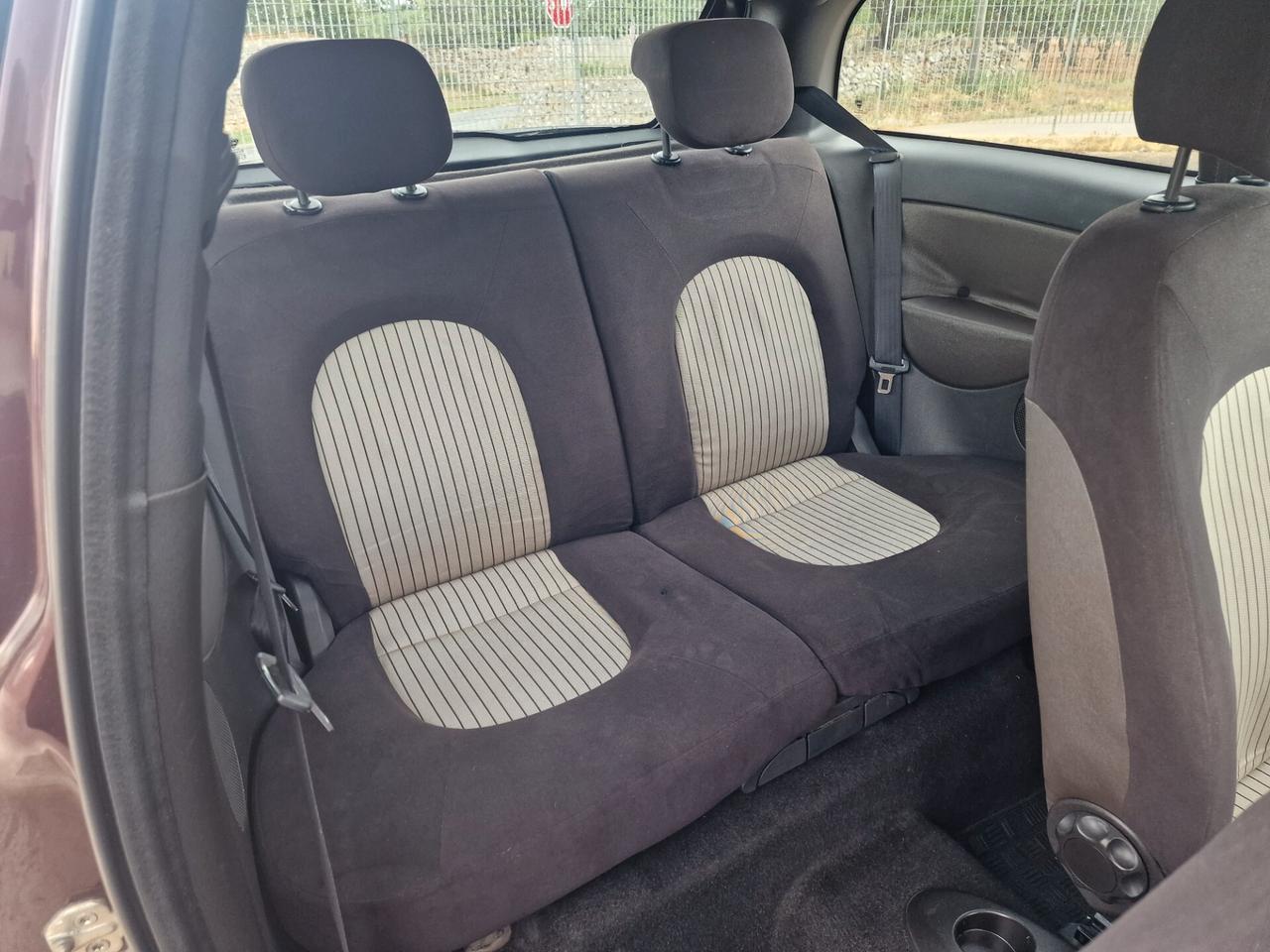 Lancia Ypsilon 1.3 MJT 75 CV Argento