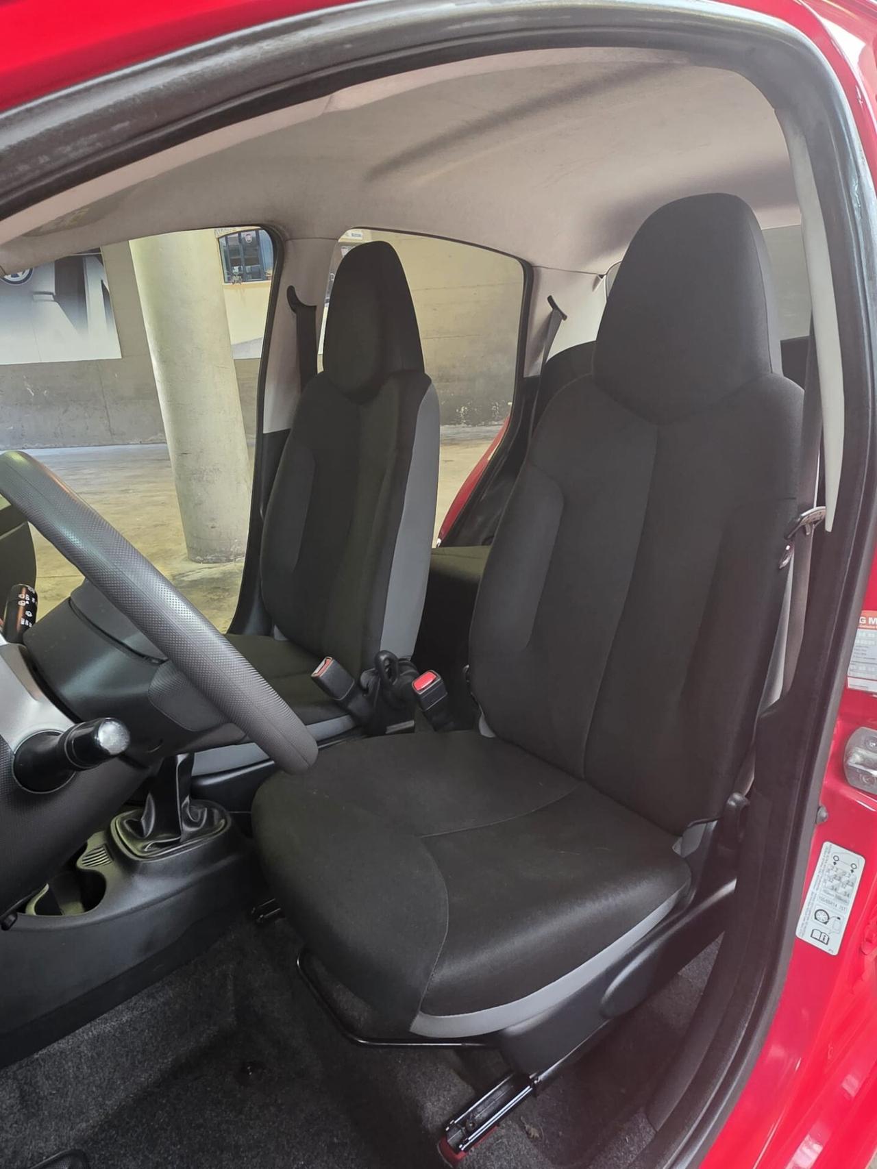 Toyota Aygo 1.0 12V VVT-i 5 porte Active Connect